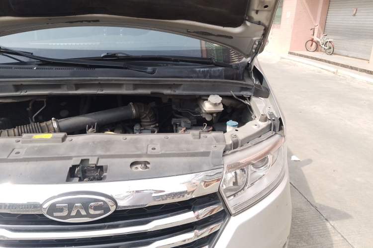 Used JAC M3 2019 PLUS IKEA Edition 1.8L Luxury 9-Seater Engine Bay Left