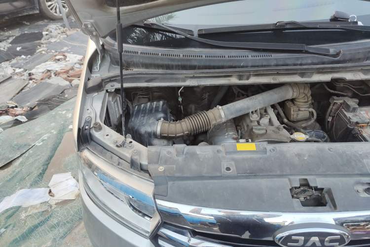 Used JAC M3 2019 PLUS IKEA Edition 1.8L Luxury 9-Seater Engine Bay Right