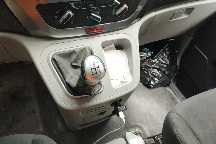 Used JAC M3 2019 Creator Edition 1.6L Luxury Version Gear Lever