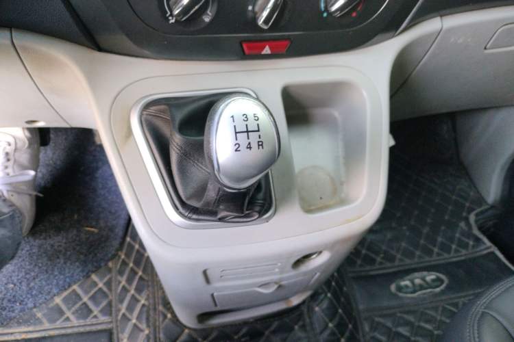 Used JAC M3 2019 PLUS Maker Edition 1.8L Luxury Model Gear Lever