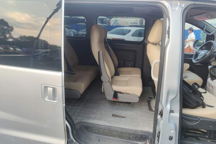 Used JAC M3 2019 PLUS IKEA Edition 1.8L Luxury 9-Seater Left Rear Seat