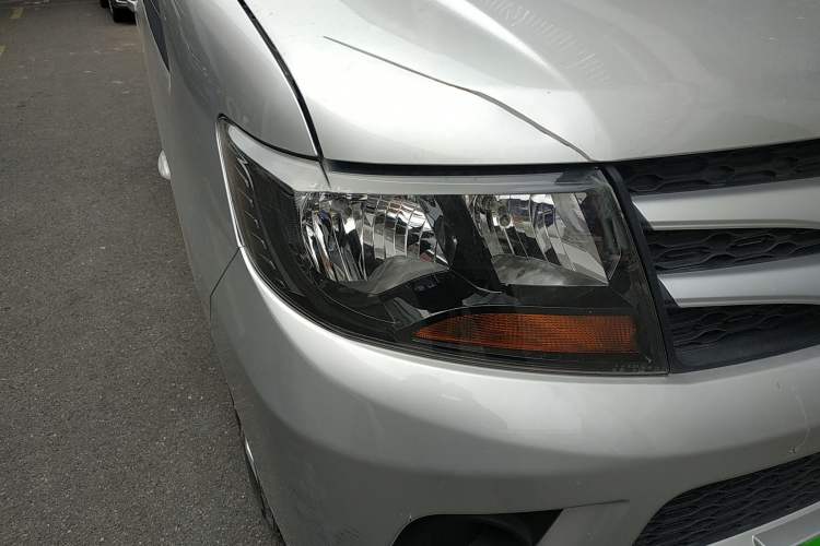 Used JAC M3 2019 Creator Edition 1.6L Luxury Version Right Front Headlight