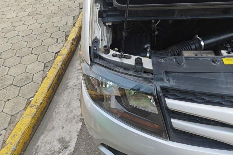 Used JAC M3 2019 Creator Edition 1.8L Luxury Model Right Front Headlight