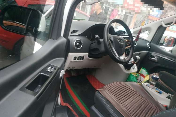 Used JAC M3 2019 IKEA Edition 1.8L Luxury Smart Model Driver Seat