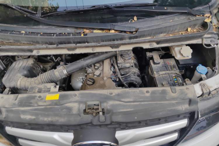 Used JAC M3 2019 PLUS Maker Edition 1.8L Luxury Model Engine Bay