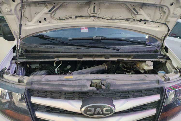 Used JAC M3 2019 PLUS Maker Edition 1.8L Luxury Model Engine Bay