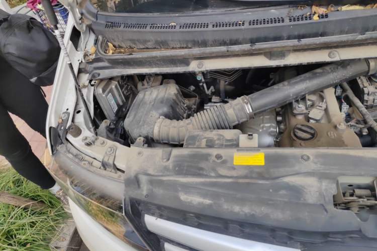 Used JAC M3 2019 PLUS Maker Edition 1.8L Luxury Model Engine Bay Right