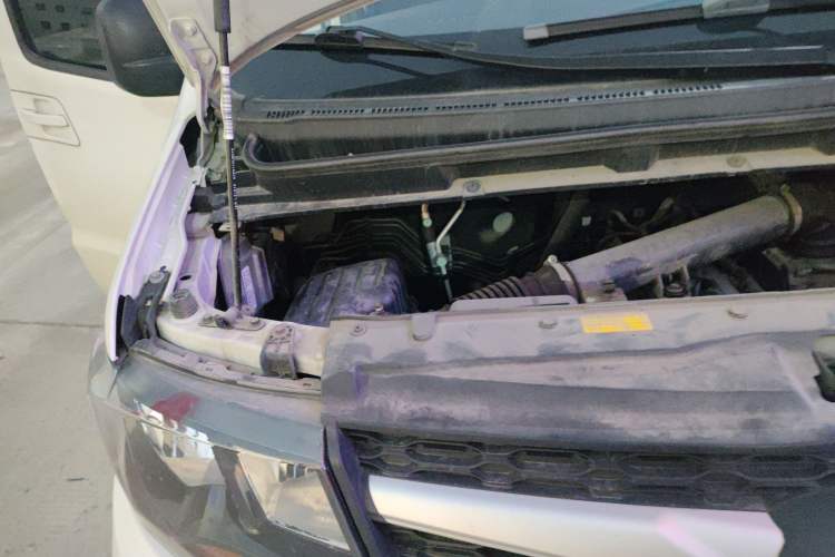 Used JAC M3 2019 PLUS Maker Edition 1.8L Luxury Model Engine Bay Right
