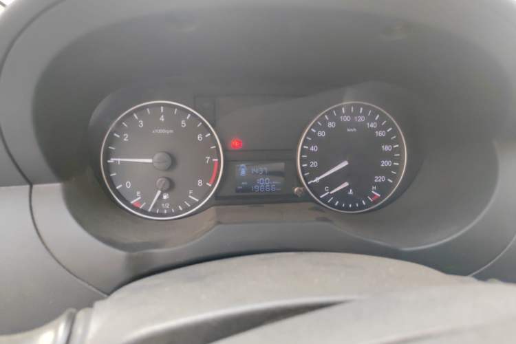 Used JAC M3 2019 PLUS Maker Edition 1.8L Luxury Model Odometer Close Up