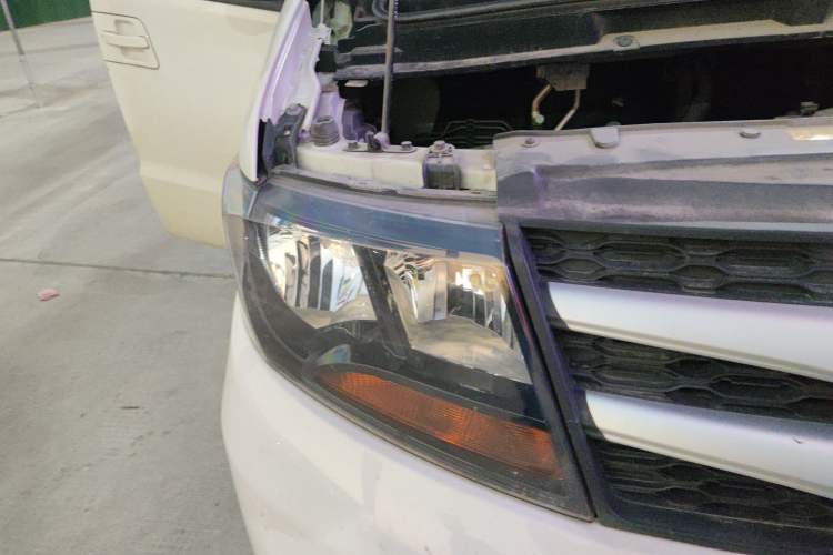 Used JAC M3 2019 PLUS Maker Edition 1.8L Luxury Model Right Front Headlight