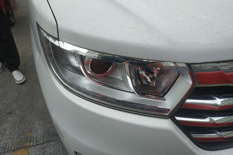 Used JAC M3 2019 IKEA Edition 1.8L Luxury Smart Model Right Front Headlight