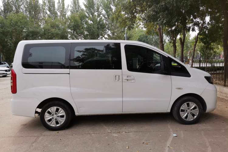 Used JAC M3 2019 Creator Edition 1.8L Luxury Model Right Side