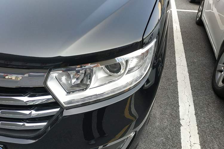 Used JAC M3 2022 PLUS 1.5T 7-Seater Standard Model Left Front Headlight