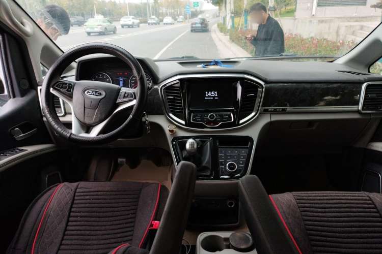 Used JAC M4 2016 2.0L Manual Luxury Version Center Console