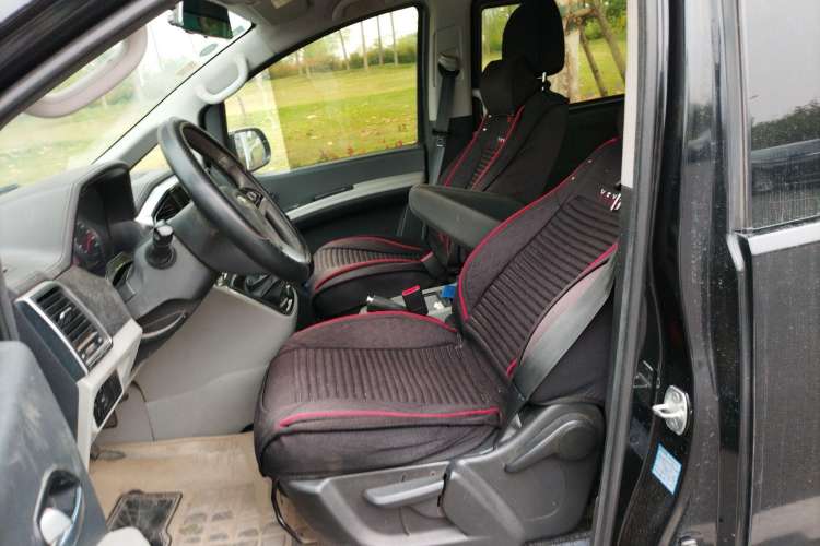 Used JAC M4 2016 2.0L Manual Luxury Version Left Front Seat