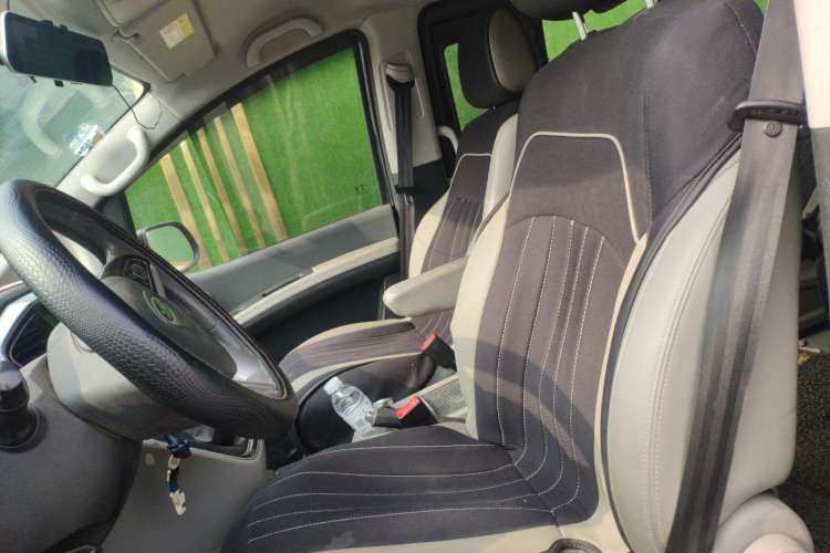 Used JAC M4 2016 2.0L Manual Luxury Smart Version Left Front Seat