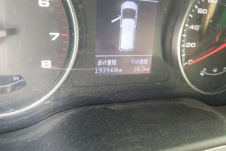 Used JAC M4 2016 2.0L Manual Comfort Edition Odometer Close Up