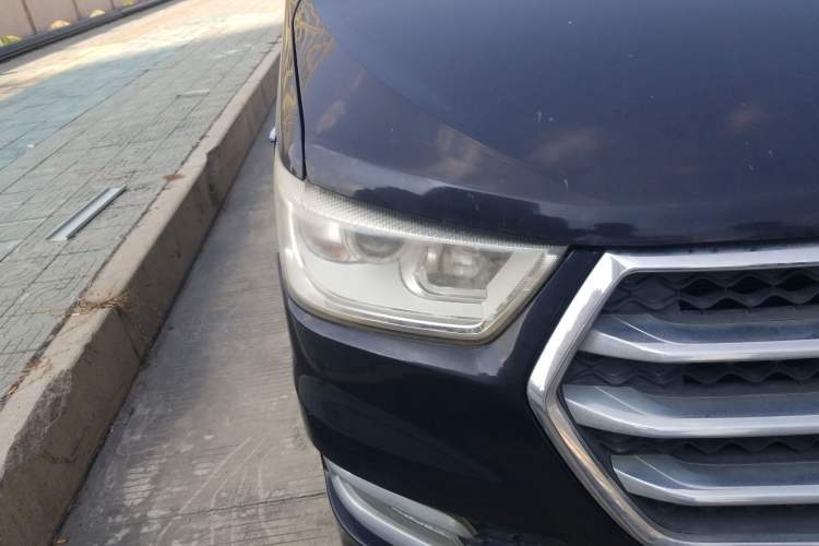 Used JAC M4 2016 2.0L Manual Comfort Edition Right Front Headlight