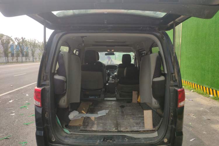 Used JAC M4 2016 2.0L Manual Luxury Smart Version Trunk