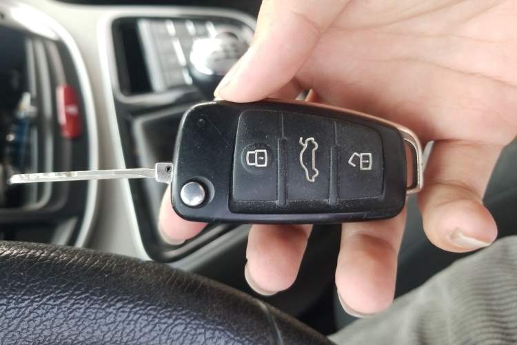 Used JAC M4 2016 2.0L Manual Comfort Edition Vehicle Key