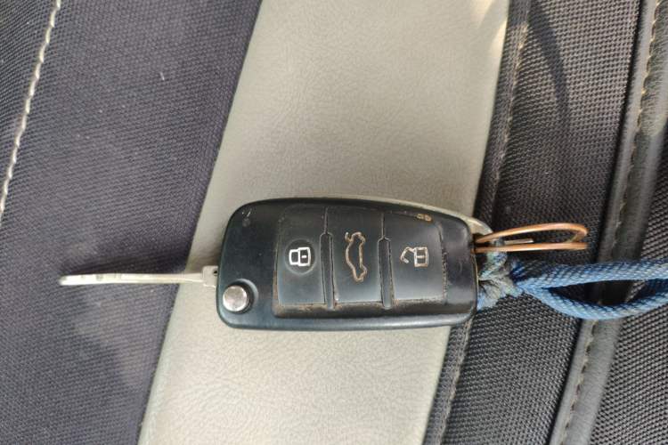 Used JAC M4 2016 2.0L Manual Luxury Smart Version Vehicle Key