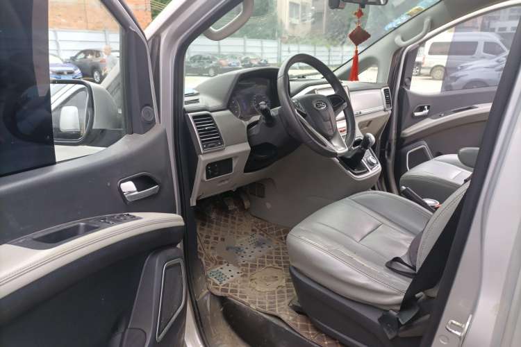 Used JAC M4 2016 2.0L Manual Comfort Edition Driver Seat