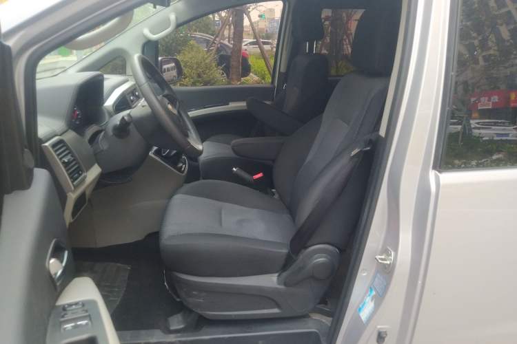 Used JAC M4 2016 2.0L Manual Comfort Edition Left Front Seat