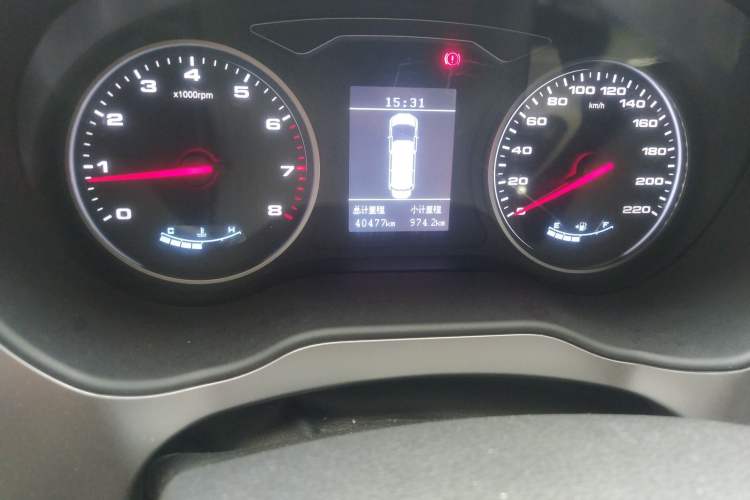 Used JAC M4 2016 2.0L Manual Comfort Edition Odometer Close Up