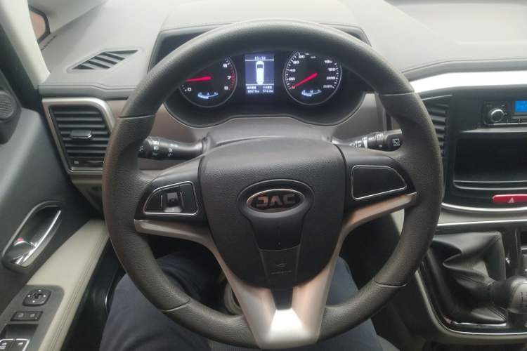 Used JAC M4 2016 2.0L Manual Comfort Edition Steering Wheel