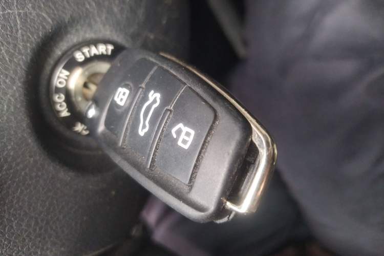 Used JAC M4 2016 2.0L Manual Comfort Edition Vehicle Key