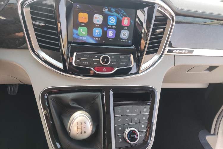 Used JAC M4 2016 2.0L Manual Luxury Version Audio And AC Panel
