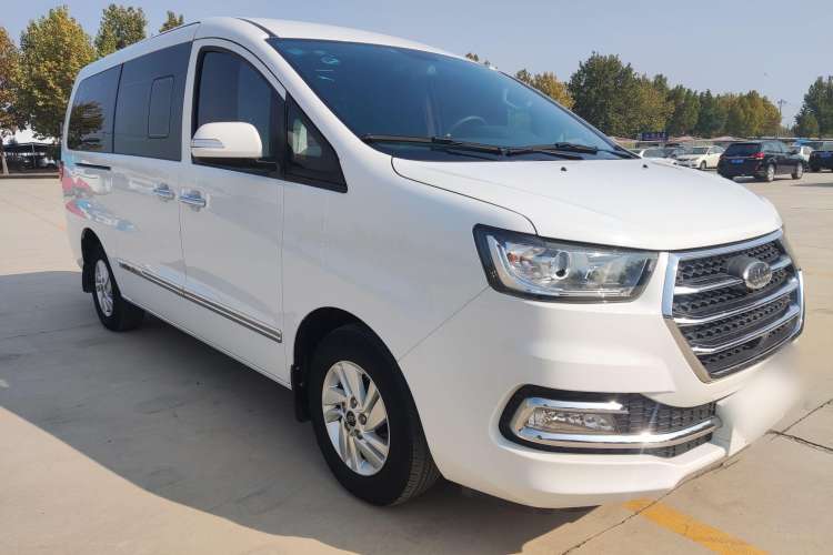 Used JAC M4 2016 2.0L Manual Luxury Version Front Right 45 Deg