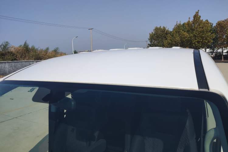 Used JAC M4 2016 2.0L Manual Luxury Version Roof