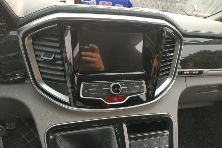 Used JAC M4 2017 1.9T Diesel Manual Luxury Model Audio And AC Panel
