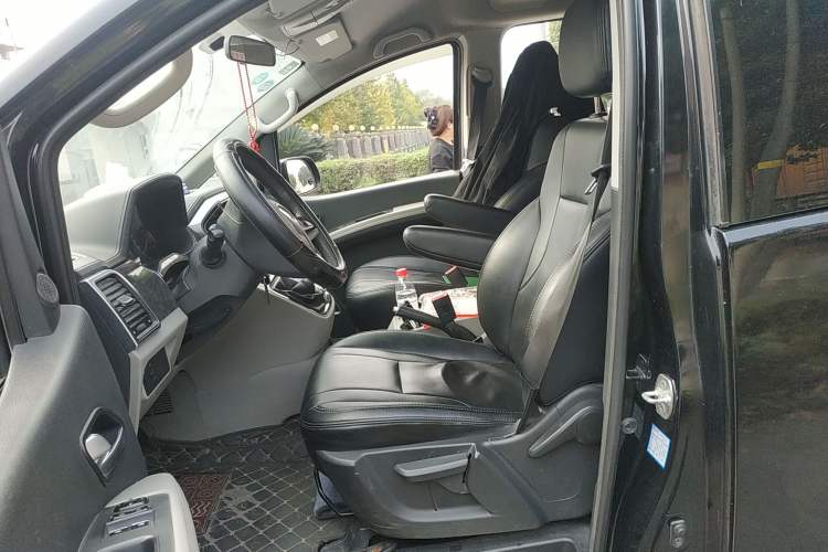 Used JAC M4 2017 1.9T Diesel Manual Luxury Model Left Front Seat