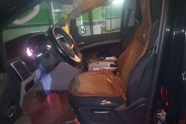 Used JAC M4 2017 1.9T Diesel Manual Luxury Model Left Front Seat