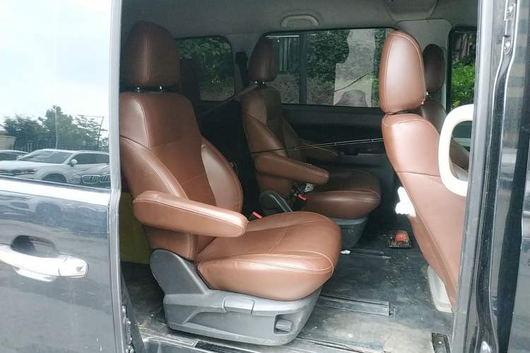 Used JAC M4 2017 1.9T Diesel Manual Luxury Model Left Rear Seat