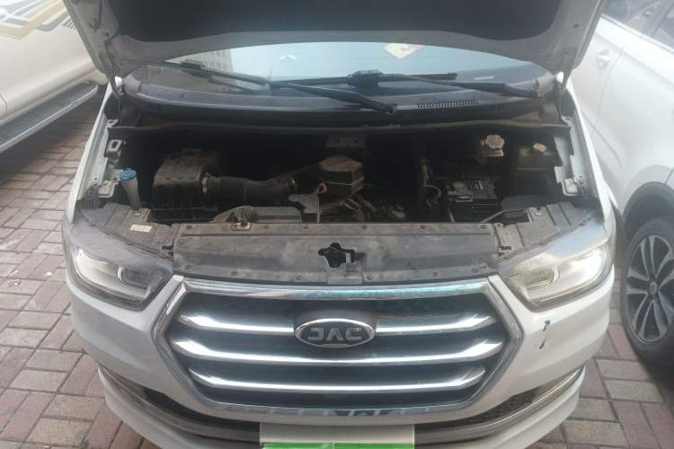 Used JAC M4 2018 1.5T Manual Hybrid Luxury Smart Version Engine Bay