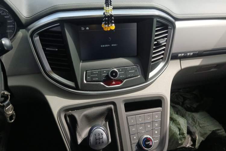 Used JAC M4 2019 Business Series 2.0L Manual - China VI Standard Audio And AC Panel