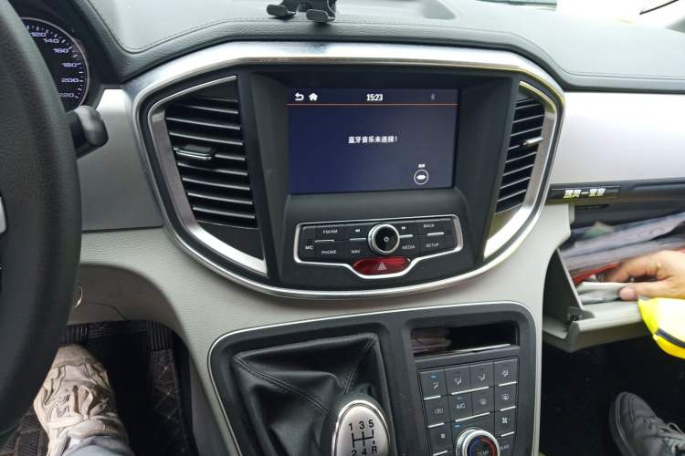 Used JAC M4 2019 Business Series 2.0L Manual - China VI Standard Audio And AC Panel