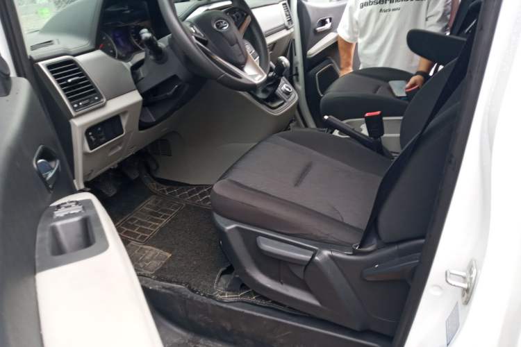 Used JAC M4 2019 Business Series 2.0L Manual - China VI Standard Left Front Seat