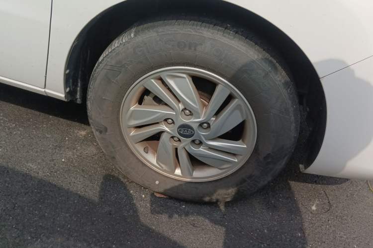 Used JAC M4 2019 Business Series 2.0L Manual - China VI Standard Right Front Wheel Hub