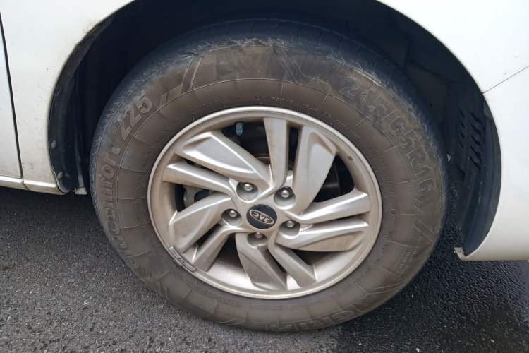 Used JAC M4 2019 Business Series 2.0L Manual - China VI Standard Right Front Wheel Hub