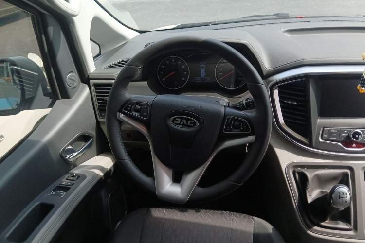 Used JAC M4 2019 Business Series 2.0L Manual - China VI Standard Steering Wheel