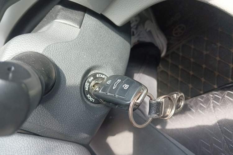 Used JAC M4 2019 Business Series 2.0L Manual - China VI Standard Vehicle Key