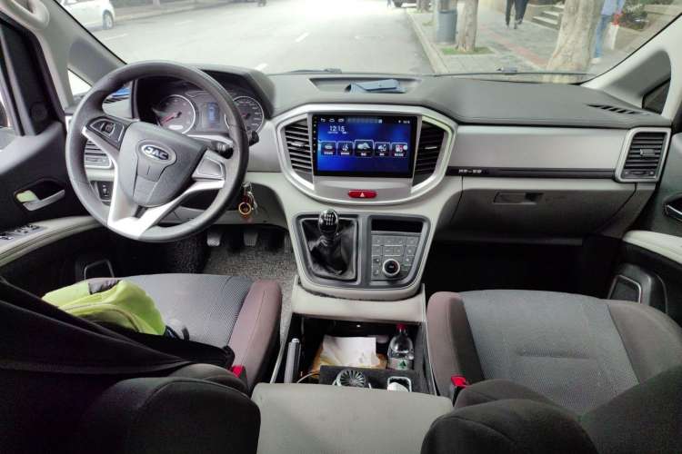 Used JAC M4 2020 2.0 CTI Diesel Manual JingShang Version China VI Standard Center Console