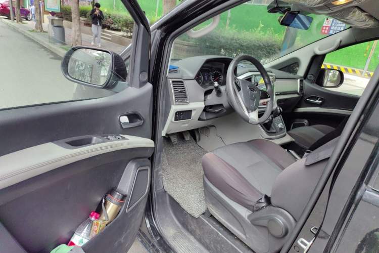 Used JAC M4 2020 2.0 CTI Diesel Manual JingShang Version China VI Standard Driver Seat