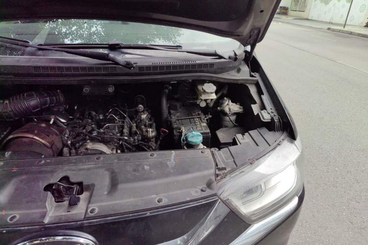 Used JAC M4 2020 2.0 CTI Diesel Manual JingShang Version China VI Standard Engine Bay Left