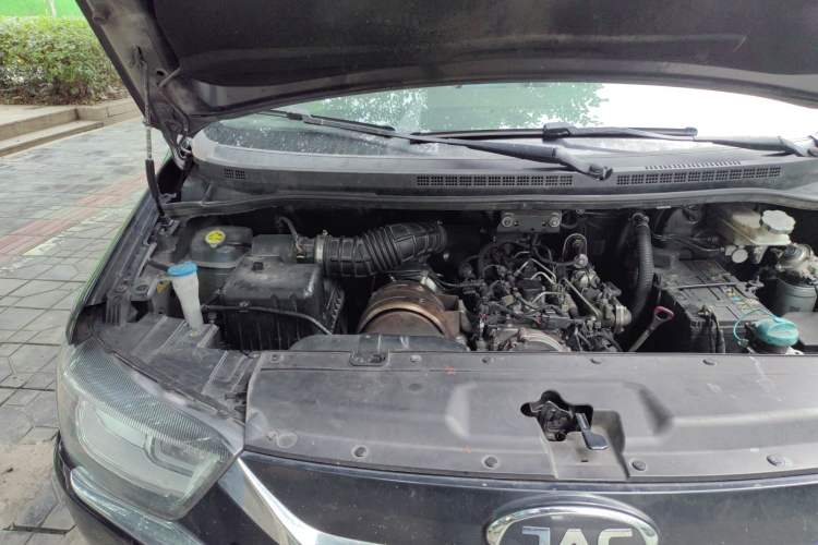 Used JAC M4 2020 2.0 CTI Diesel Manual JingShang Version China VI Standard Engine Bay Right