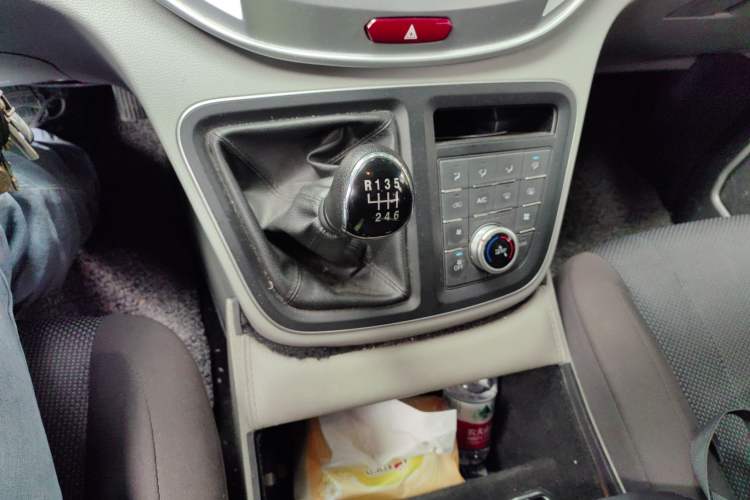 Used JAC M4 2020 2.0 CTI Diesel Manual JingShang Version China VI Standard Gear Lever